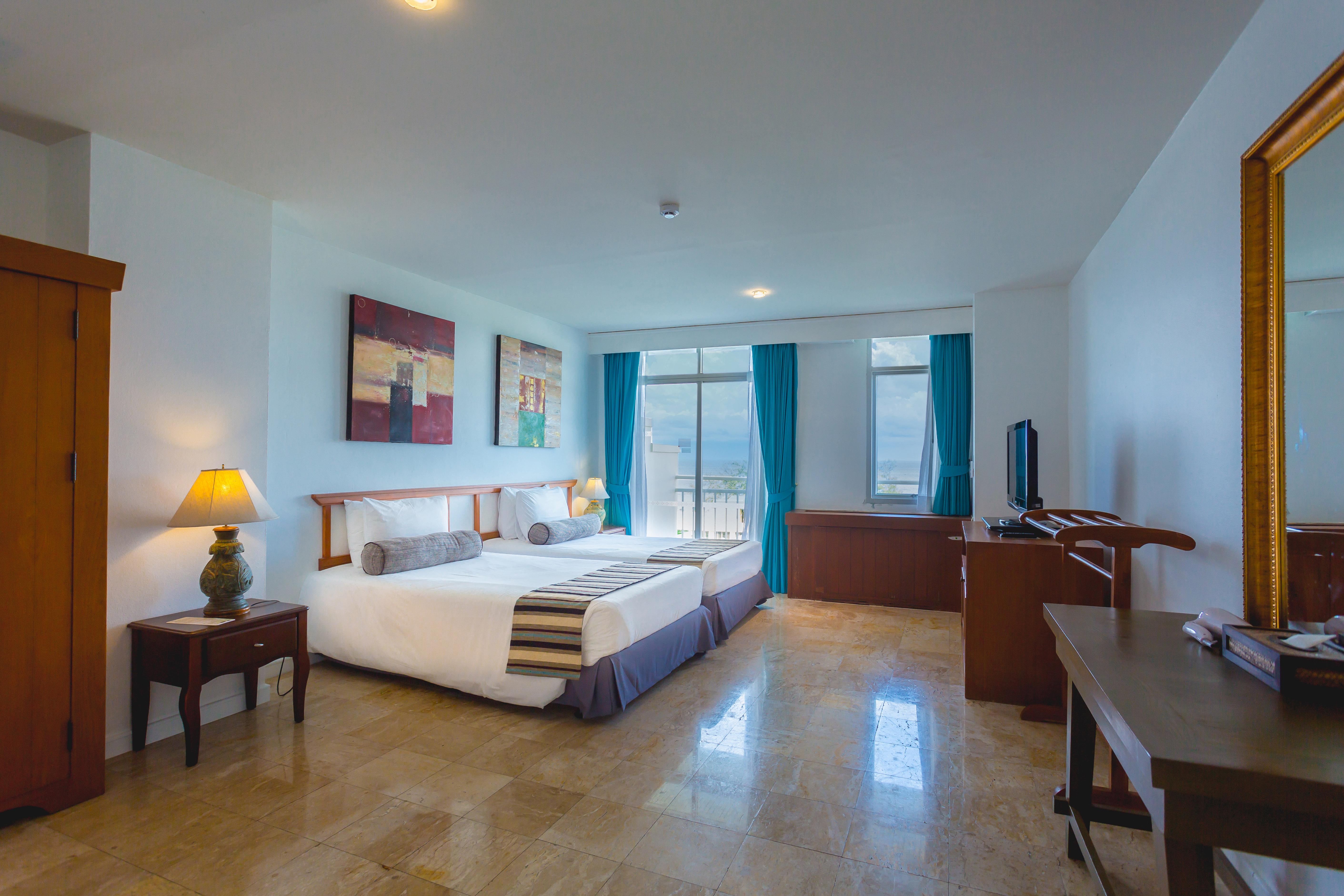 Waterfront Suites Phuket By Centara Karon Exterior photo