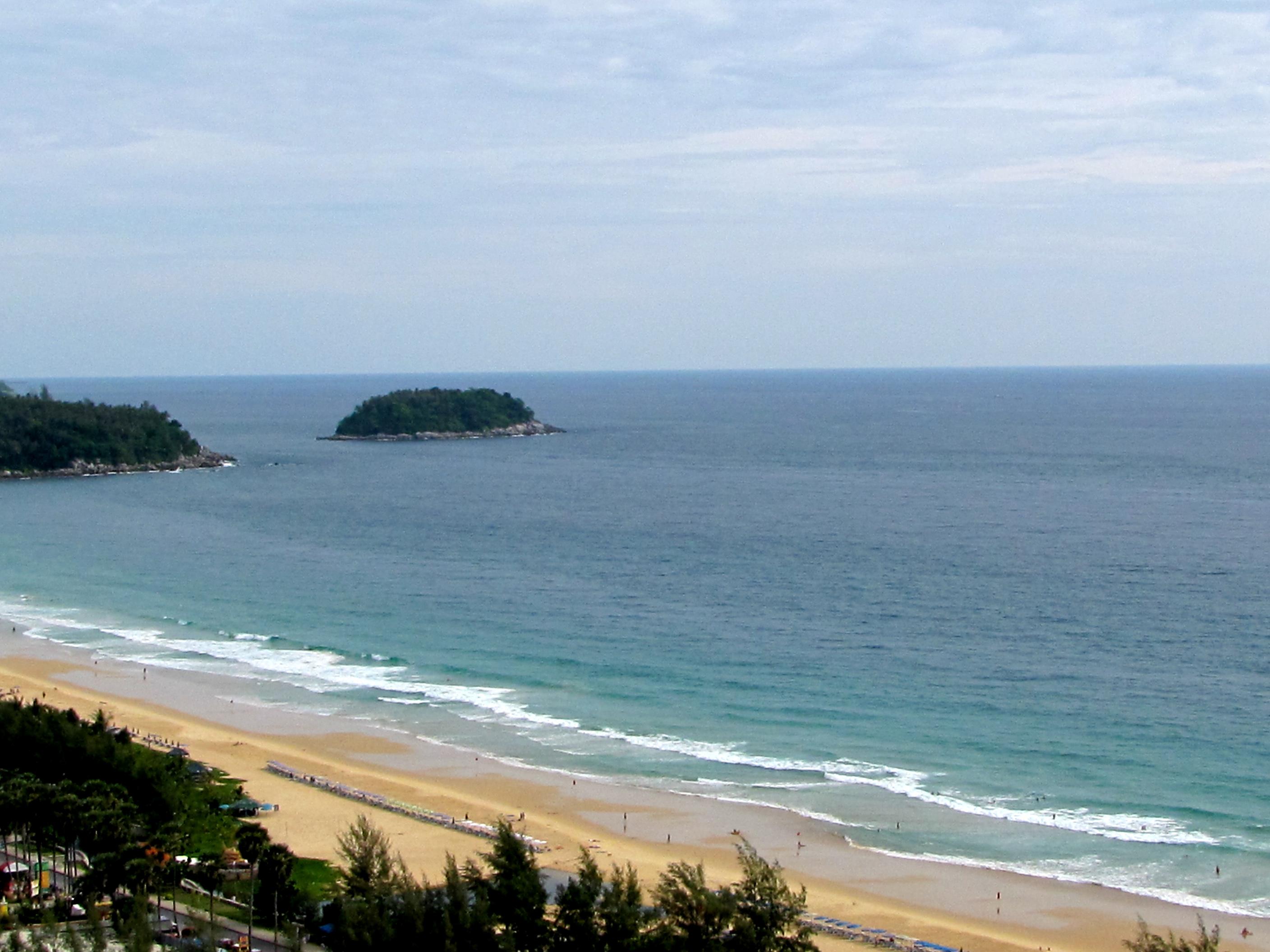 Waterfront Suites Phuket By Centara Karon Exterior photo