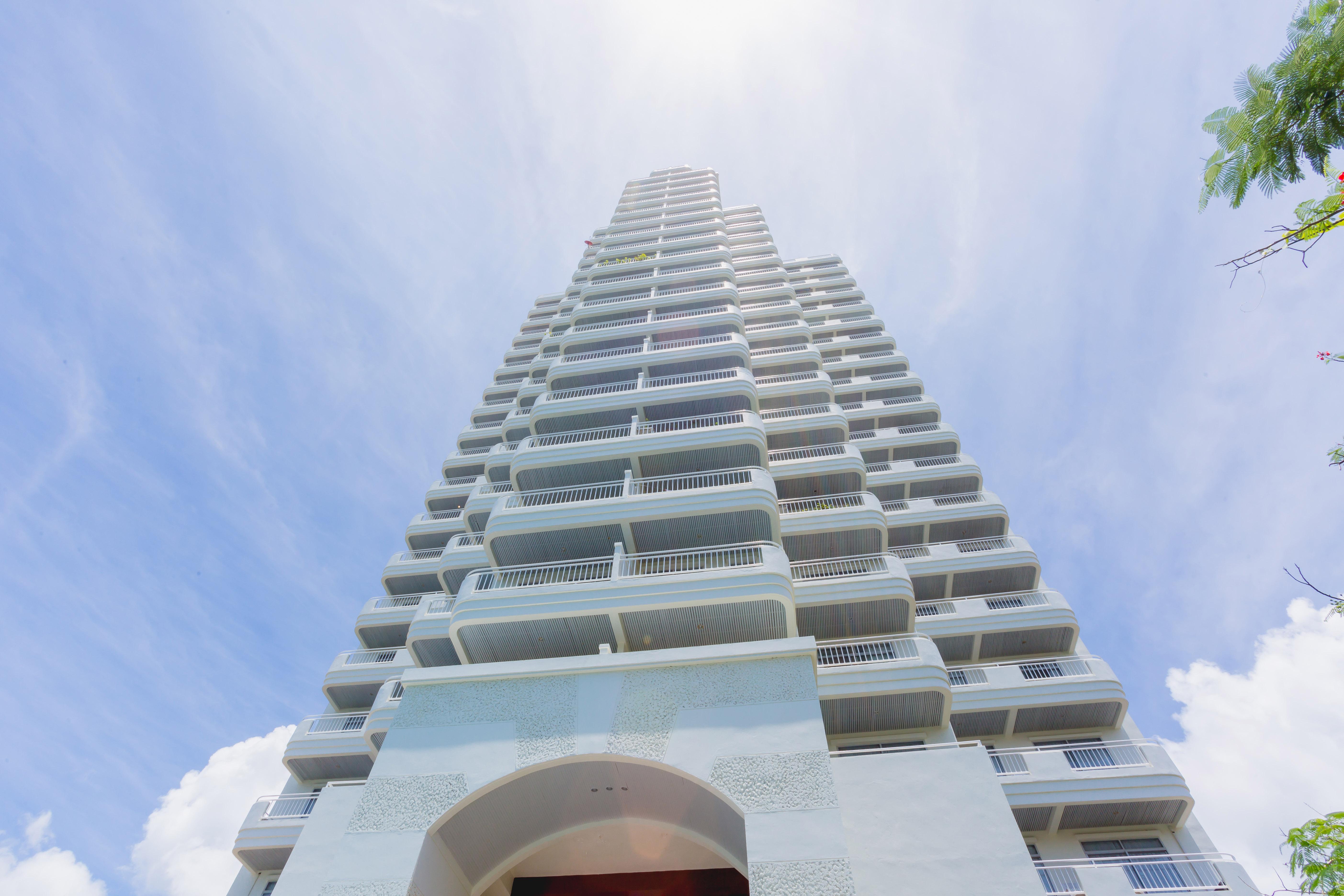 Waterfront Suites Phuket By Centara Karon Exterior photo